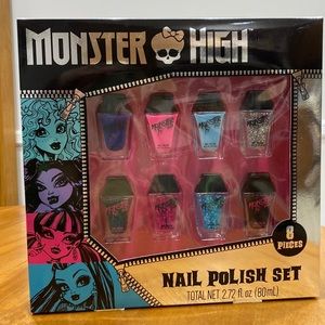 NWT.  Monster High 8 piece nail polish set.